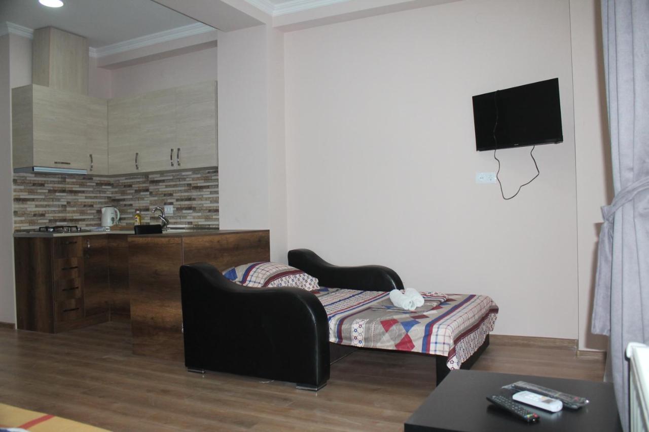 Lali'S Apartment Тбилиси Екстериор снимка