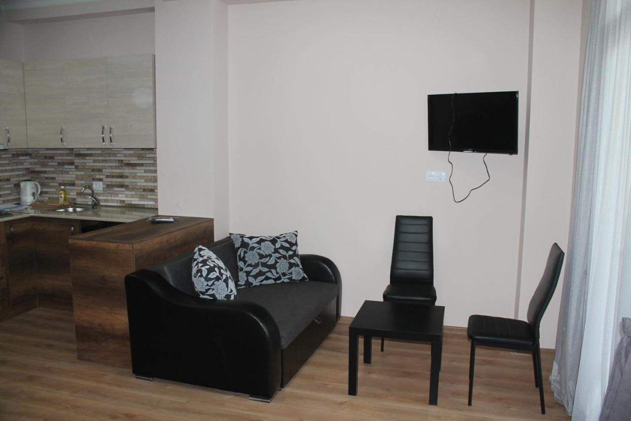 Lali'S Apartment Тбилиси Екстериор снимка