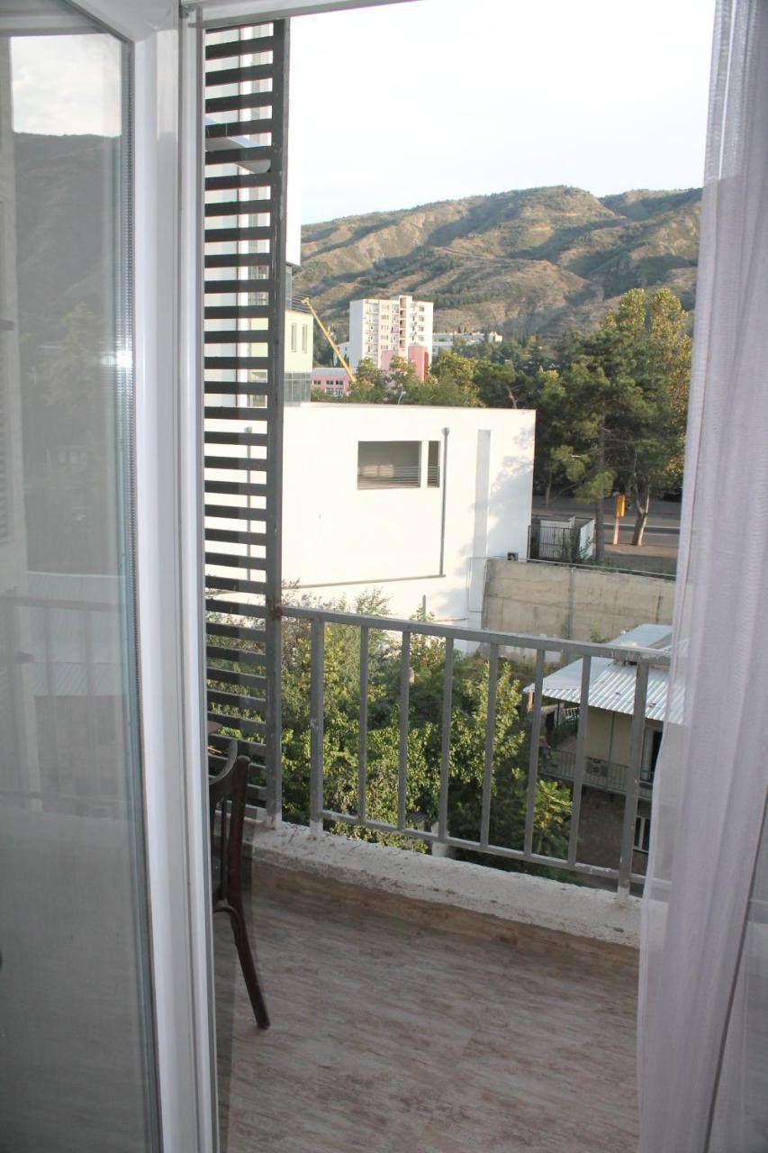 Lali'S Apartment Тбилиси Екстериор снимка