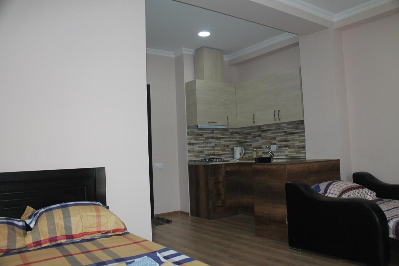 Lali'S Apartment Тбилиси Екстериор снимка