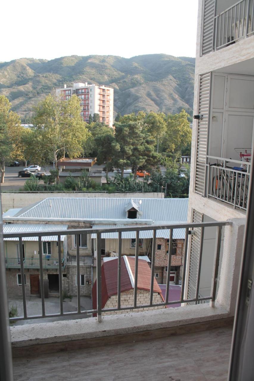 Lali'S Apartment Тбилиси Екстериор снимка