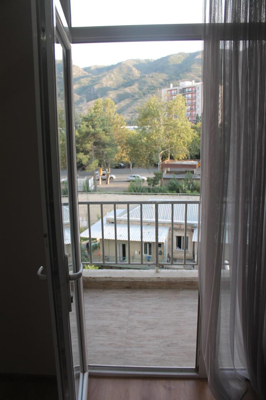 Lali'S Apartment Тбилиси Екстериор снимка